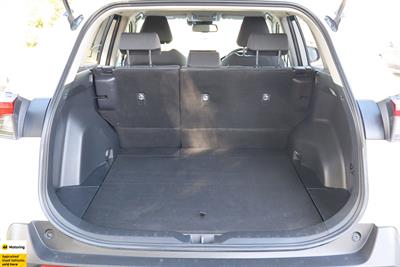 2019 Toyota RAV4 - Thumbnail