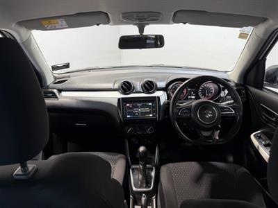 2022 Suzuki Swift - Thumbnail