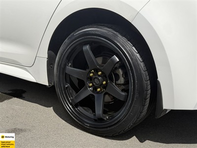 2019 Toyota Corolla - Thumbnail