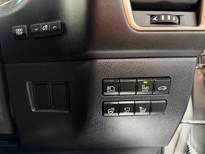 2018 Lexus NX 300h - Thumbnail