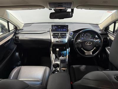2018 Lexus NX 300h - Thumbnail