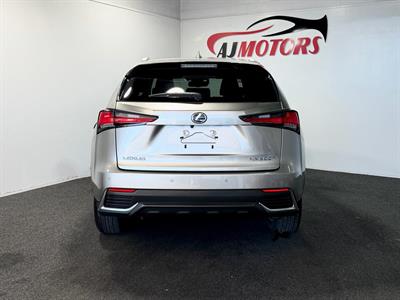 2018 Lexus NX 300h - Thumbnail