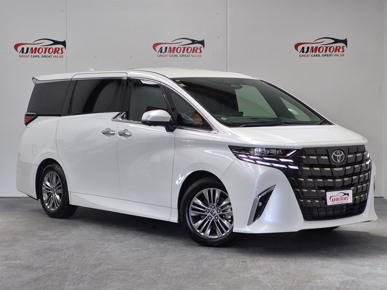2024 Toyota Alphard
