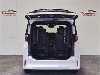 2024 Toyota Alphard - Thumbnail