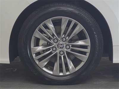 2024 Toyota Alphard - Thumbnail