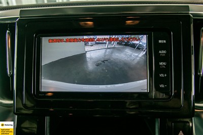 2015 Toyota Alphard - Thumbnail