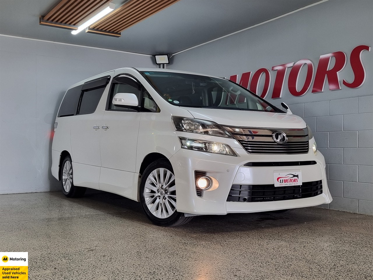 2012 Toyota Vellfire