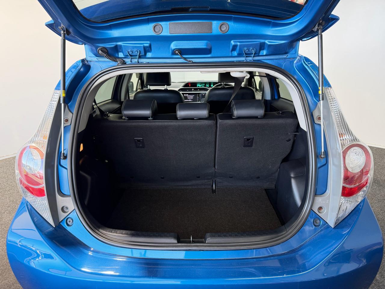 2013 Toyota Aqua
