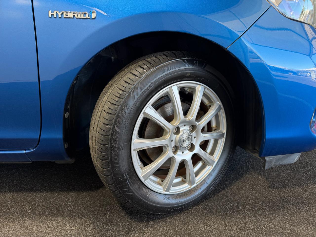 2013 Toyota Aqua