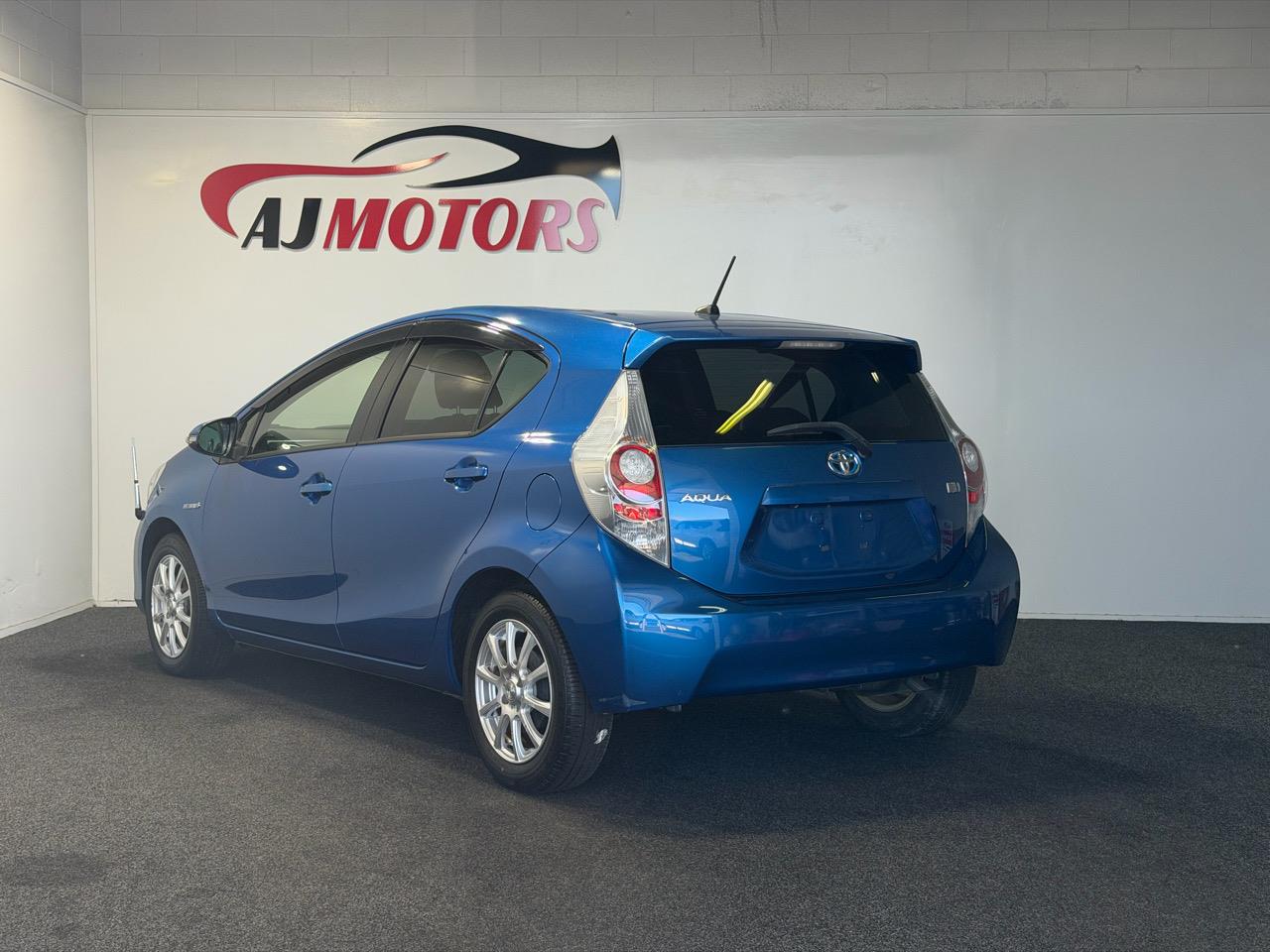2013 Toyota Aqua
