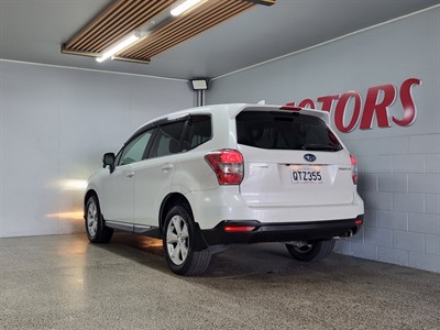 2015 Subaru Forester - Thumbnail