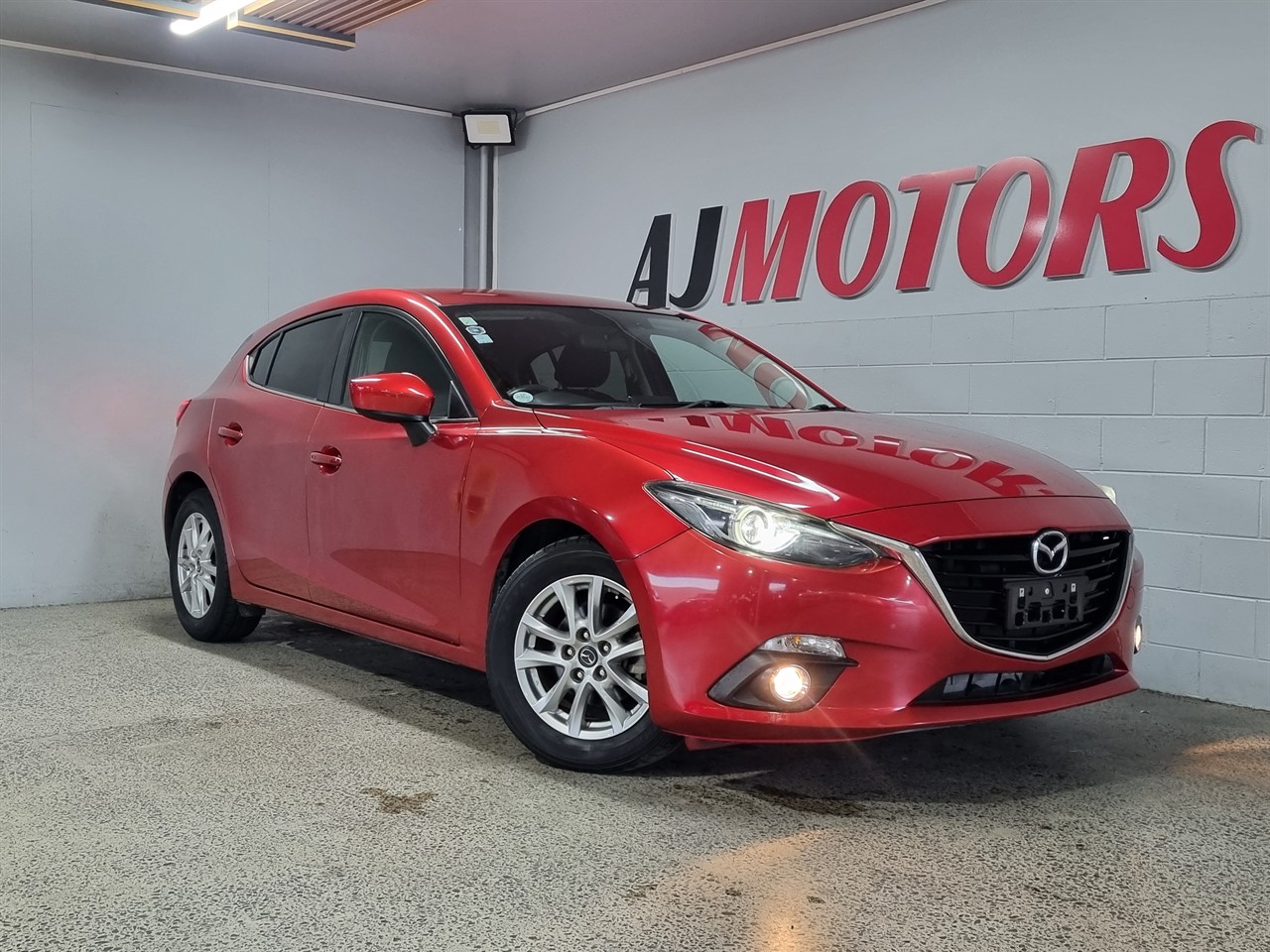 2013 Mazda Axela