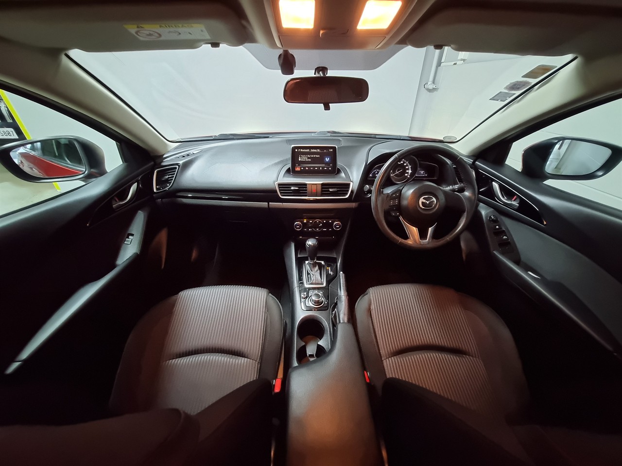 2013 Mazda Axela