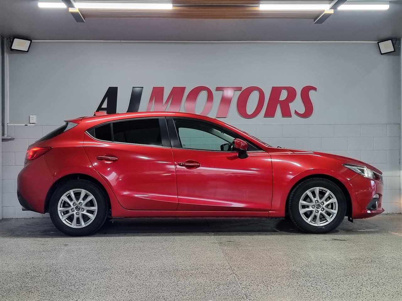 2013 Mazda Axela