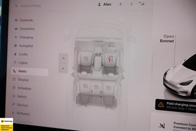 2022 Tesla Model Y - Thumbnail