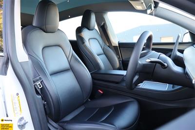 2022 Tesla Model Y - Thumbnail