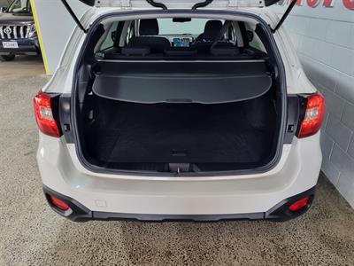 2016 Subaru Outback - Thumbnail