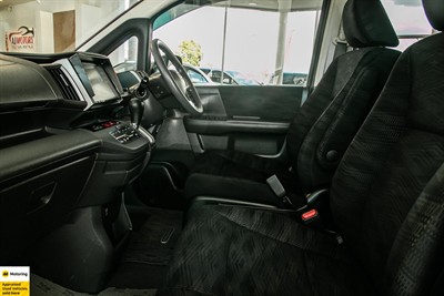 2014 Honda Step Wagon - Thumbnail