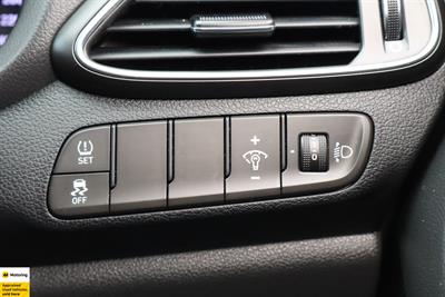 2022 Hyundai i30 - Thumbnail
