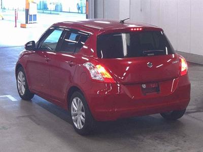 2016 Suzuki Swift - Thumbnail