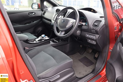 2014 Nissan Leaf - Thumbnail