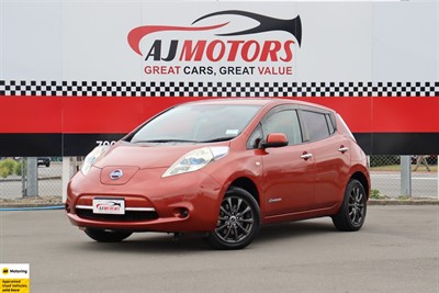 2014 Nissan Leaf - Thumbnail