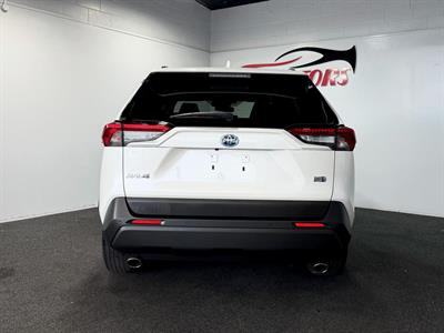 2019 Toyota RAV4 - Thumbnail