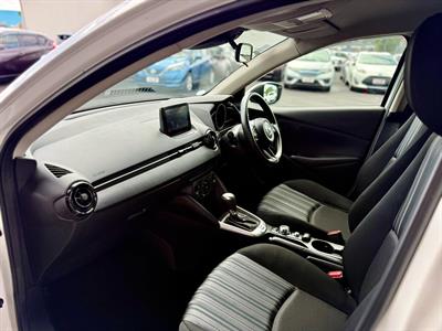 2020 Mazda 2 - Thumbnail