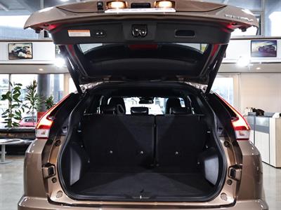 2023 Mitsubishi Eclipse Cross - Thumbnail