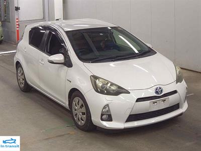 2012 Toyota Aqua - Thumbnail