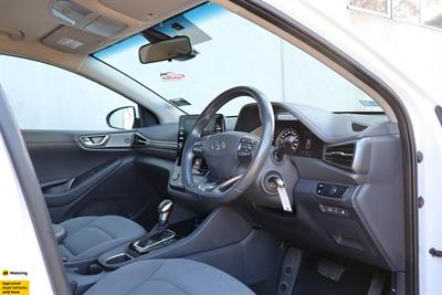 2022 Hyundai IONIQ - Thumbnail