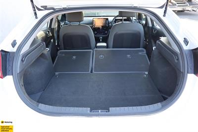 2022 Hyundai IONIQ - Thumbnail