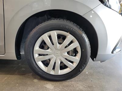 2020 Honda Fit - Thumbnail