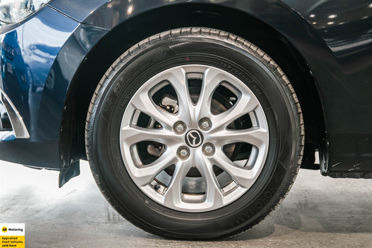 2015 Mazda Demio