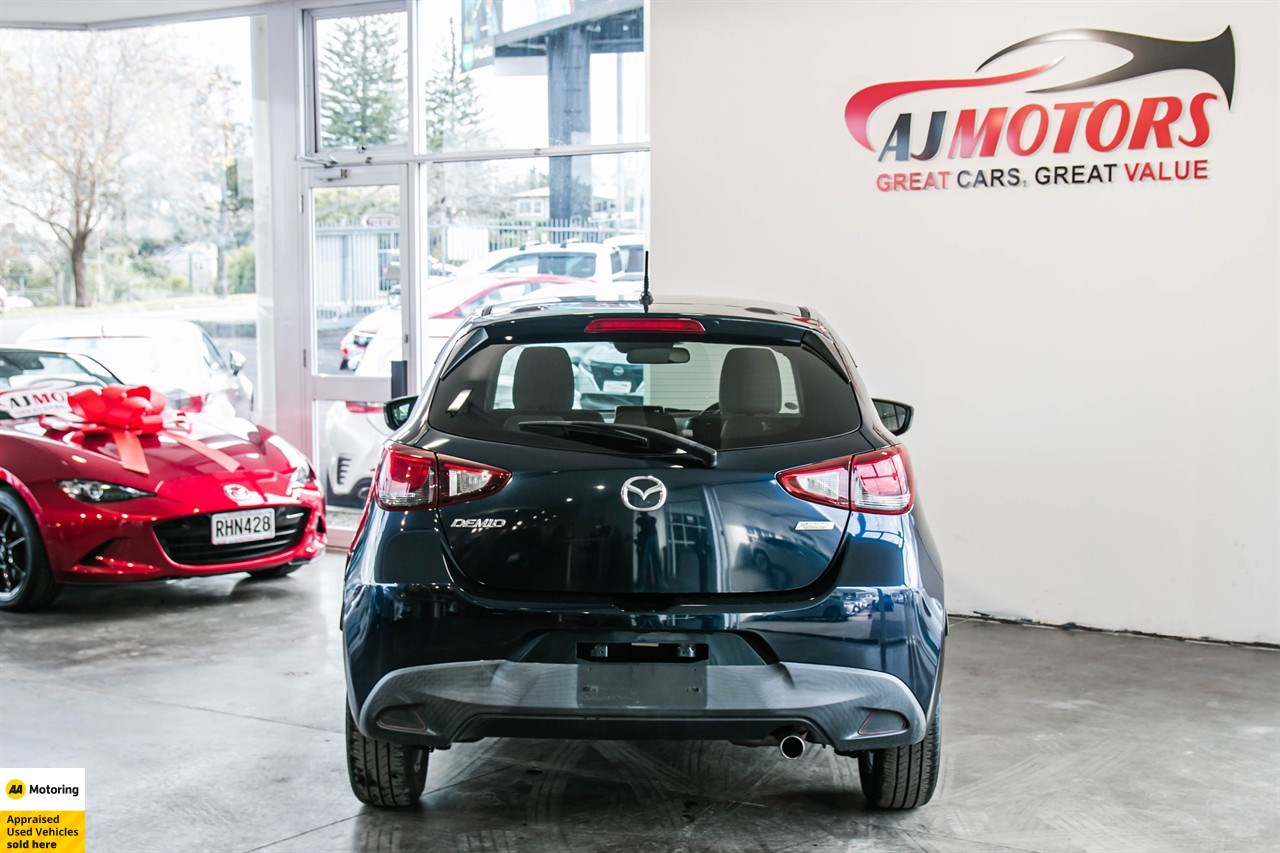 2015 Mazda Demio