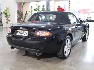 2006 Mazda MX-5 - Thumbnail