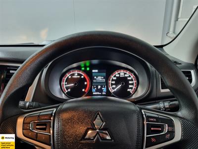 2021 Mitsubishi Triton - Thumbnail