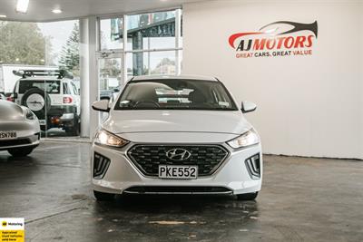 2022 Hyundai IONIQ - Thumbnail