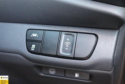 2022 Hyundai IONIQ - Thumbnail