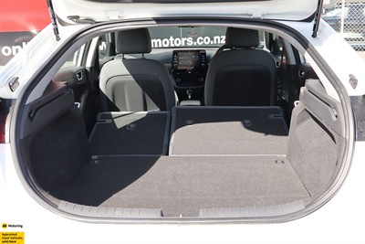 2022 Hyundai IONIQ - Thumbnail