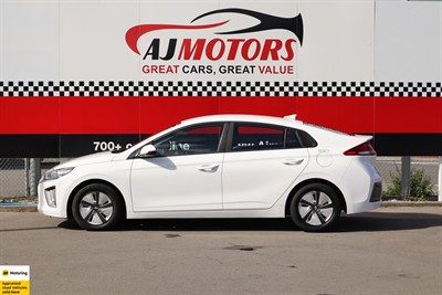 2022 Hyundai IONIQ - Thumbnail