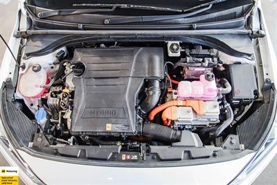 2022 Hyundai IONIQ - Thumbnail