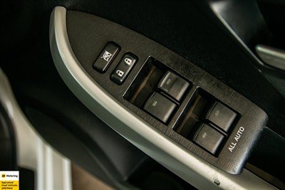 2013 Toyota Prius - Thumbnail