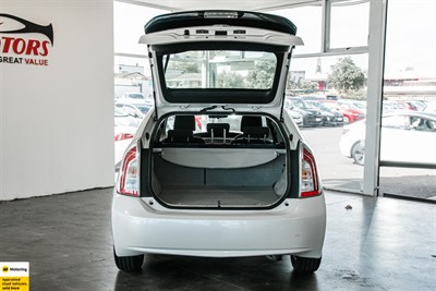 2013 Toyota Prius - Thumbnail