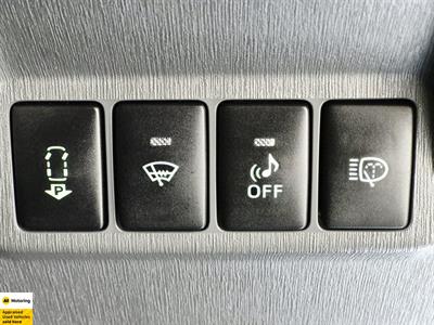 2012 Toyota Prius - Thumbnail