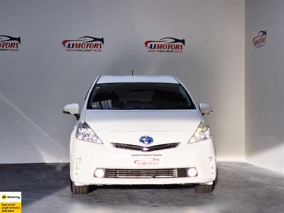 2012 Toyota Prius - Thumbnail