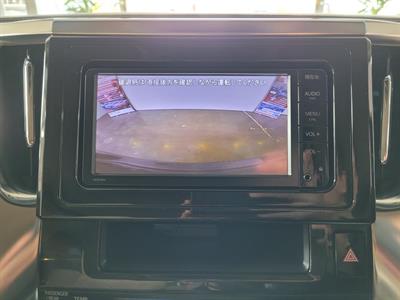 2015 Toyota Alphard - Thumbnail