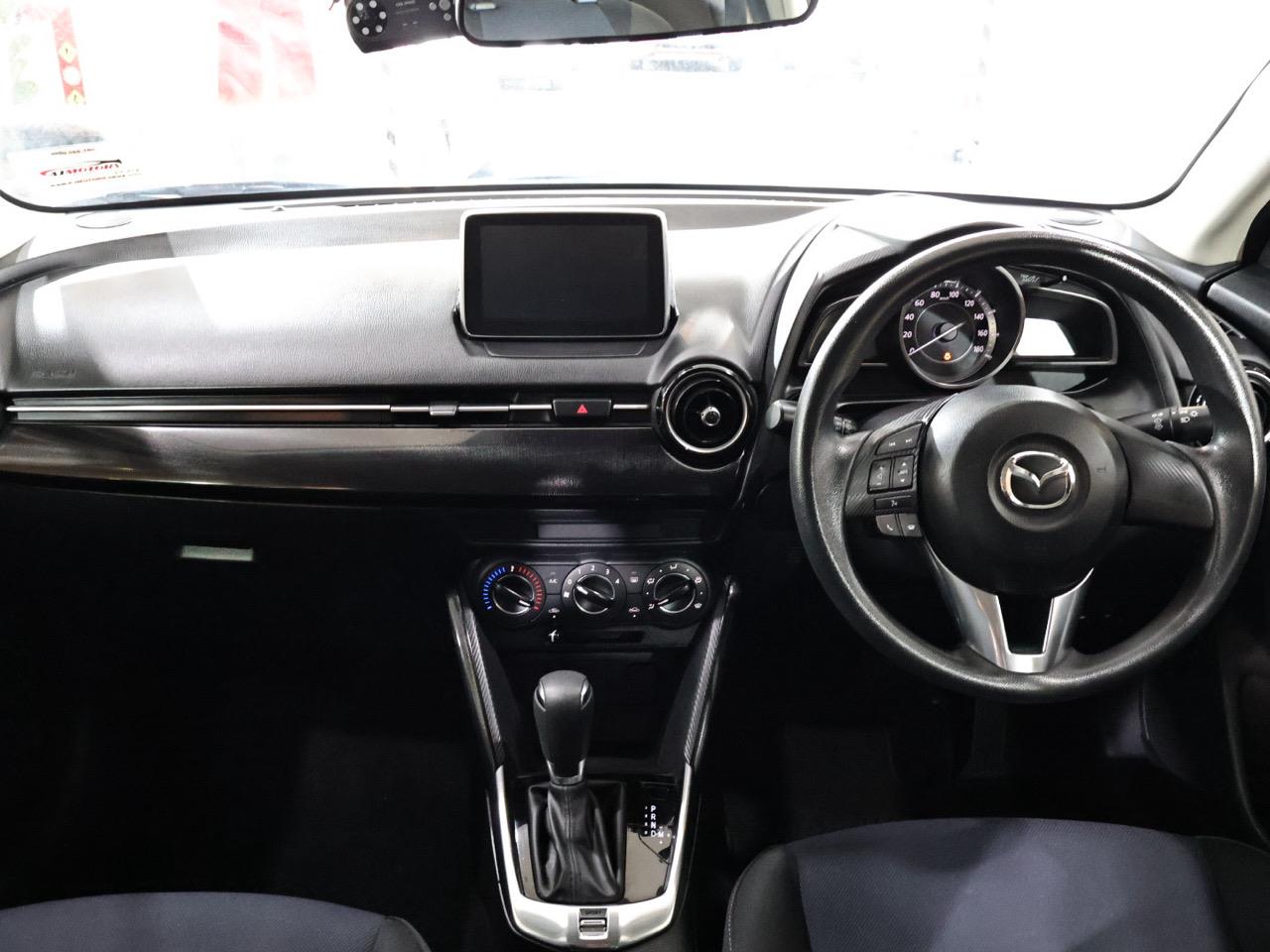 2017 Mazda Demio