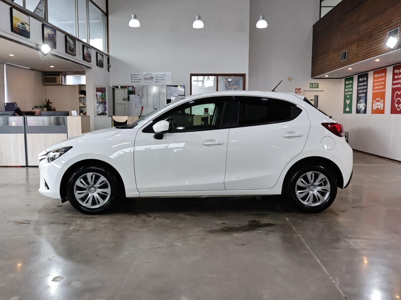 2017 Mazda Demio