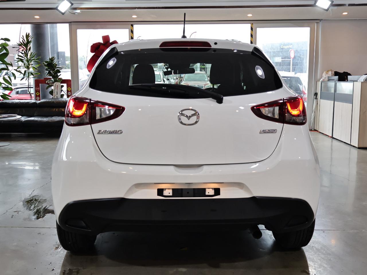 2017 Mazda Demio